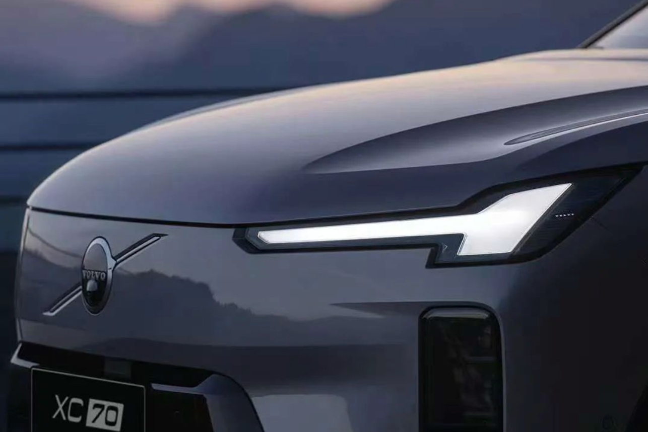 In the second half of the year, Volvo chose to completely sinicize