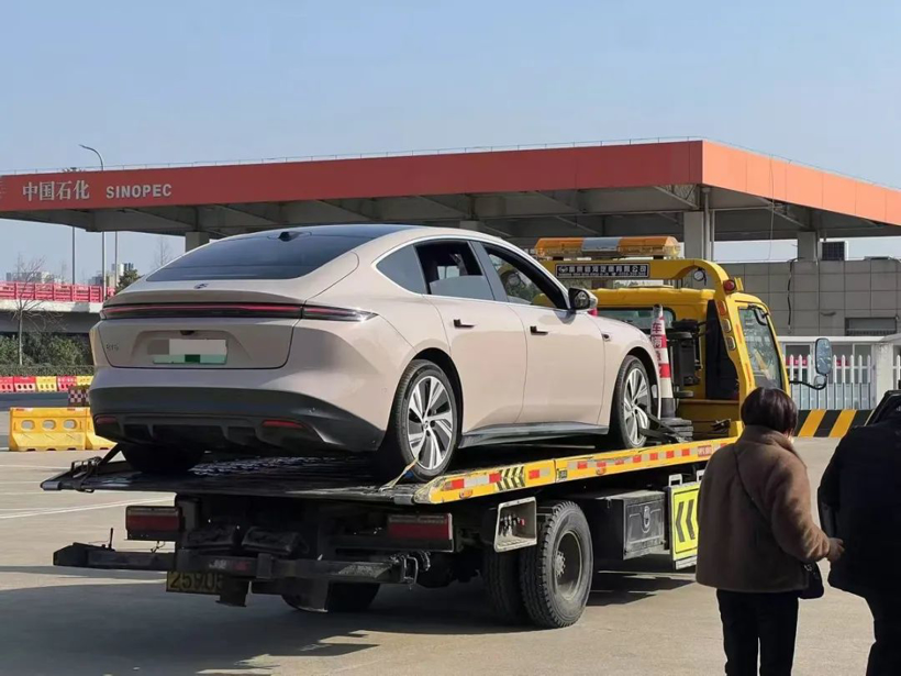 Halfway through 2025, the battle between pure electric and hybrid should be over, right?