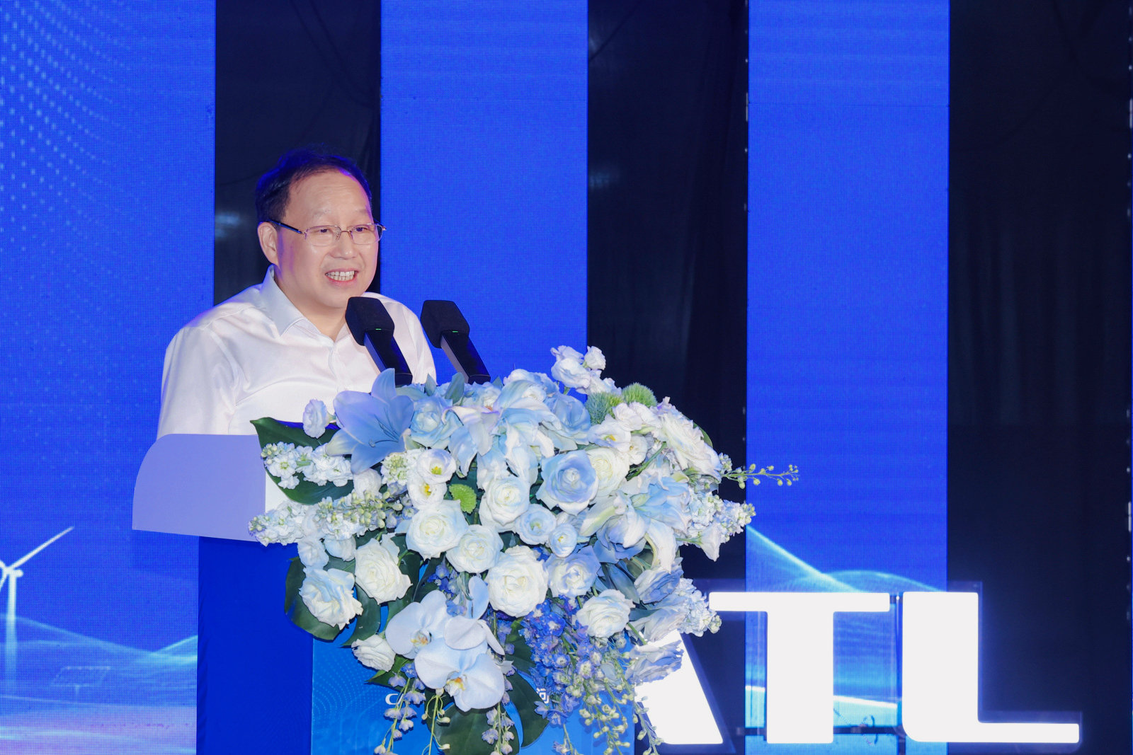 CATL joined hands to accelerate the expansion of production in the "factory within a factory" model