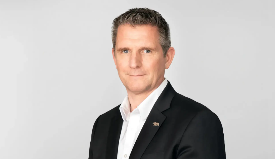 Lucid's interim CEO called on emerging EV brands to continue to enjoy tax incentives until 2026